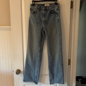 Abercrombie & Fitch '90s Relaxed Blue Jeans